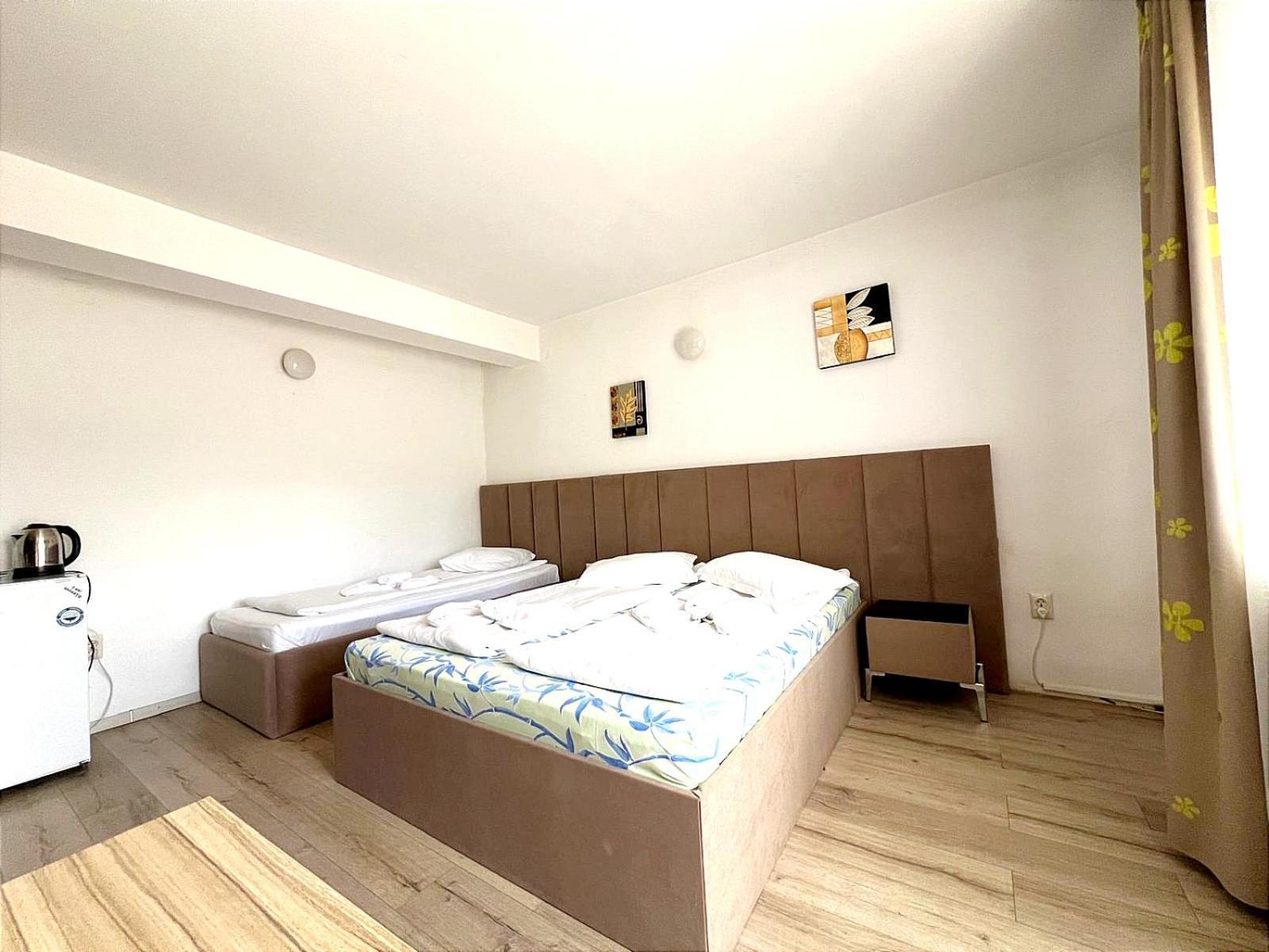 Aigi Rooms Vila Busteni Exterior photo